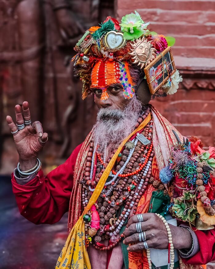 25 Portrait Photos Awarded By The Artist Gallery That Capture The Beauty Of Human Expression