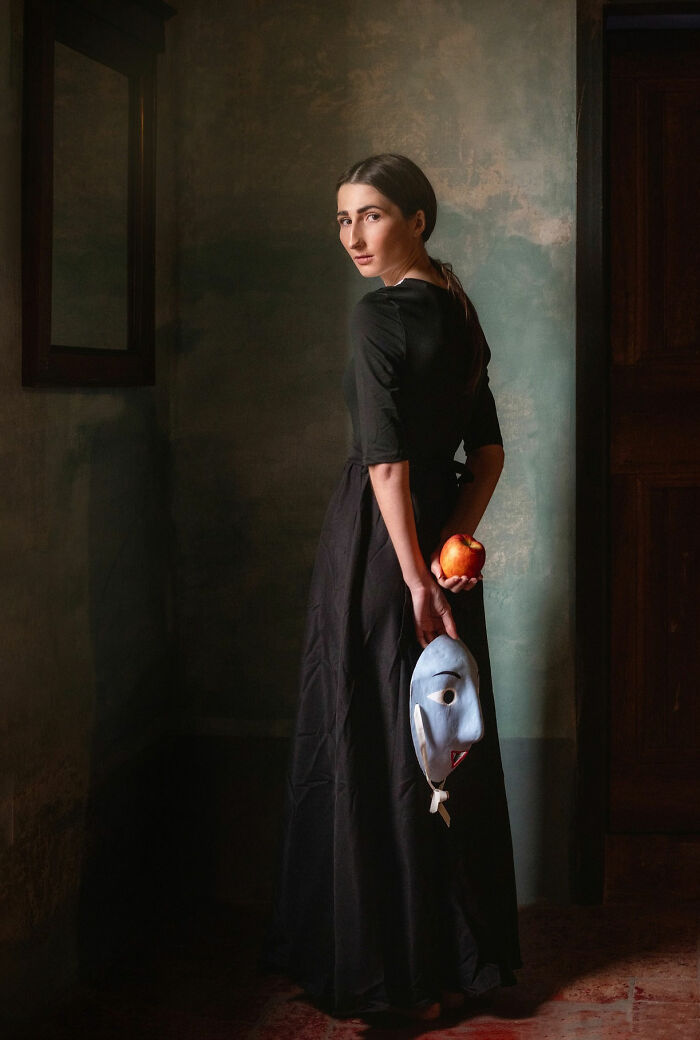 25 Portrait Photos Awarded By The Artist Gallery That Capture The Beauty Of Human Expression
