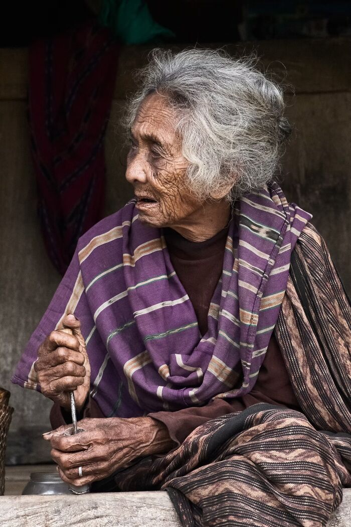 25 Portrait Photos Awarded By The Artist Gallery That Capture The Beauty Of Human Expression