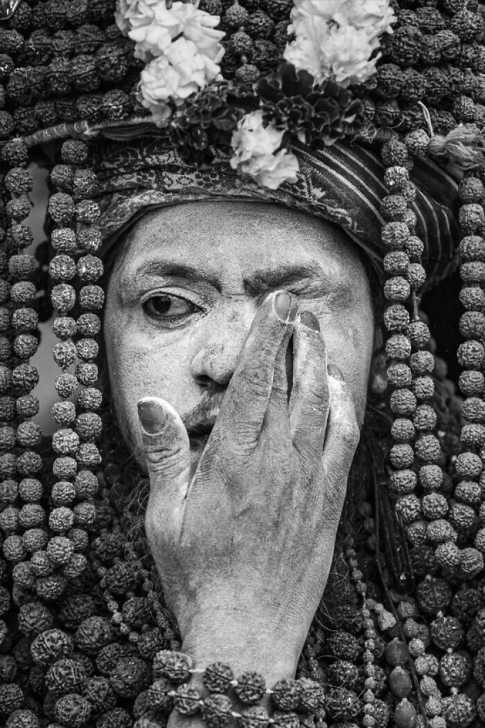 25 Portrait Photos Awarded By The Artist Gallery That Capture The Beauty Of Human Expression