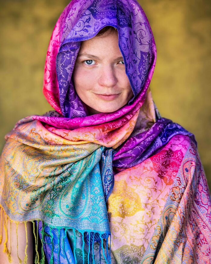 25 Portrait Photos Awarded By The Artist Gallery That Capture The Beauty Of Human Expression