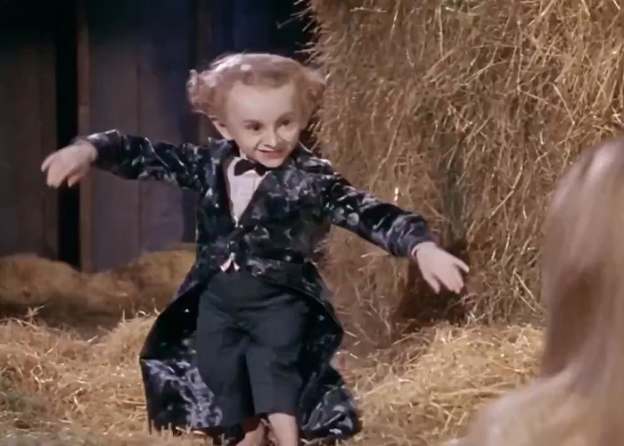 Creepy Backstory Behind “Rumpelstiltskin Tiptoe” Man Finally Revealed After Meme Takes Internet By Storm Creepy Backstory Behind “Rumpelstiltskin Tiptoe” Man Finally Revealed After Meme Takes Internet By Storm