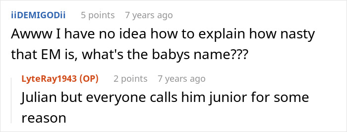 Woman Is Disgusted That A Teen Mom Is Doing What A Mother Is Supposed To, Nobody Lets Her Be A Bully