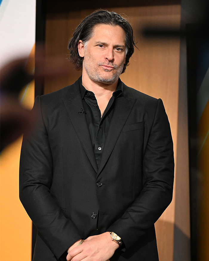 Joe Manganiello Lashes Out At Sofía Vergara With Blistering Accusations About Their Marriage As Fans Take Sides Joe Manganiello Lashes Out At Sofía Vergara With Blistering Accusations About Their Marriage As Fans Take Sides