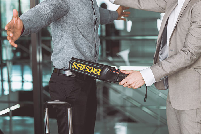 46 Travelers Who Got Stopped By TSA For Reasons They Still Don&rsquo;t Understand
