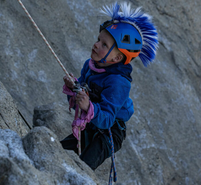Dad Gets Child Protective Services Called On Him After Climbing Yosemite’s El Capitan With His 7-Year-Old Son Dad Gets Child Protective Services Called On Him After Climbing Yosemite’s El Capitan With His 7-Year-Old Son