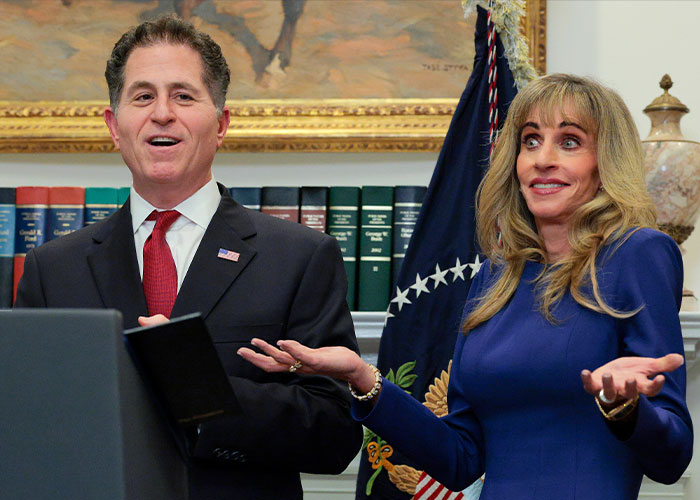Dell CEO Gives Update On $6.25 Billion Giveaway After Wife’s Appearance At White House Stunned Nation Dell CEO Gives Update On $6.25 Billion Giveaway After Wife’s Appearance At White House Stunned Nation
