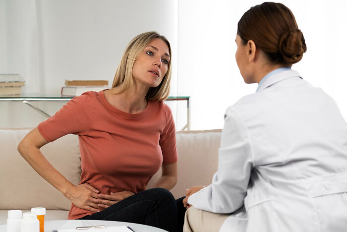 Healthcare Workers See Insane Things Every Day, But Here Are The Craziest Ones (46 Stories)