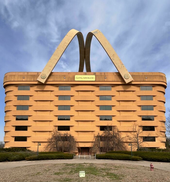66 Buildings Turn Heads With Bizarre Shapes That Make Ordinary Architecture Look Absolutely Boring