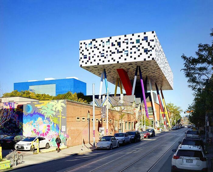 66 Buildings Turn Heads With Bizarre Shapes That Make Ordinary Architecture Look Absolutely Boring