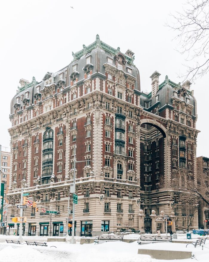 66 Buildings Turn Heads With Bizarre Shapes That Make Ordinary Architecture Look Absolutely Boring