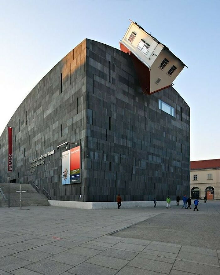 66 Buildings Turn Heads With Bizarre Shapes That Make Ordinary Architecture Look Absolutely Boring