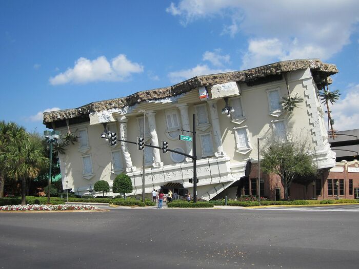 66 Buildings Turn Heads With Bizarre Shapes That Make Ordinary Architecture Look Absolutely Boring