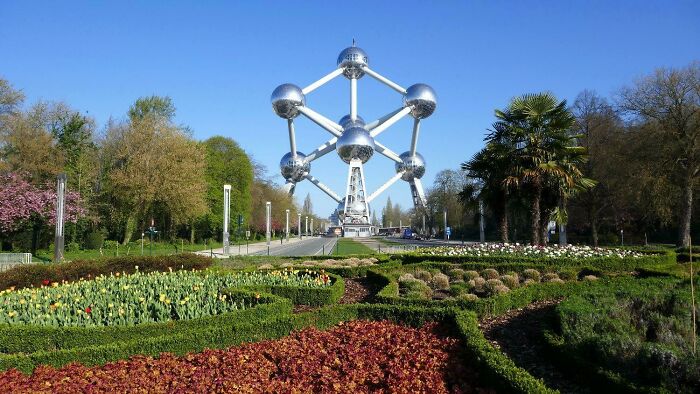 66 Buildings Turn Heads With Bizarre Shapes That Make Ordinary Architecture Look Absolutely Boring