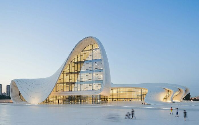 66 Buildings Turn Heads With Bizarre Shapes That Make Ordinary Architecture Look Absolutely Boring