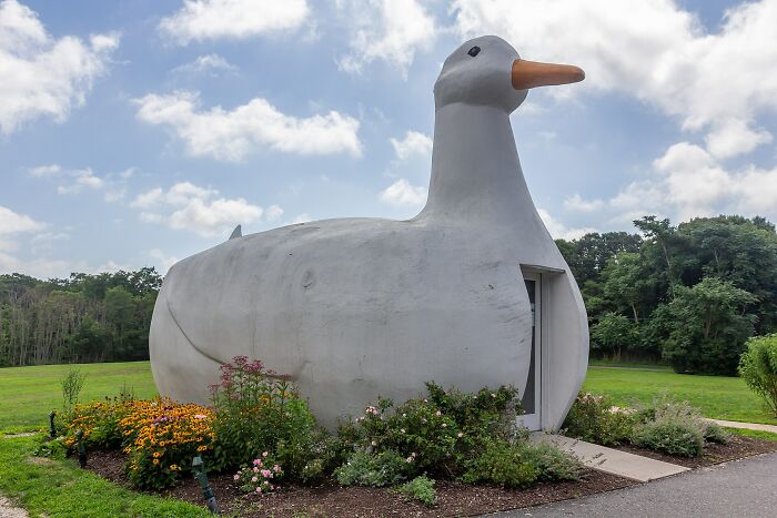 66 Buildings Turn Heads With Bizarre Shapes That Make Ordinary Architecture Look Absolutely Boring