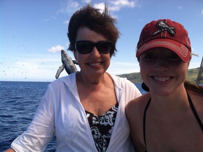 84 Photos Where Something In The Background Completely Hijacked The Moment (New Pics) 84 Photos Where Something In The Background Completely Hijacked The Moment (New Pics)