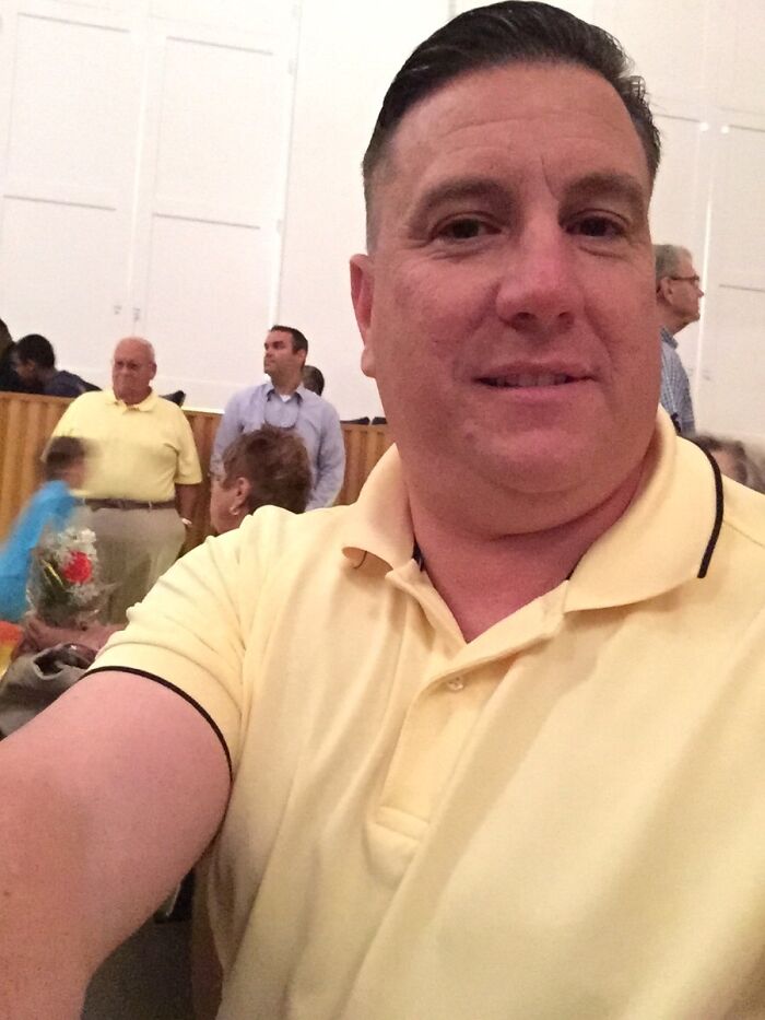 84 Photos Where Something In The Background Completely Hijacked The Moment (New Pics) 84 Photos Where Something In The Background Completely Hijacked The Moment (New Pics)