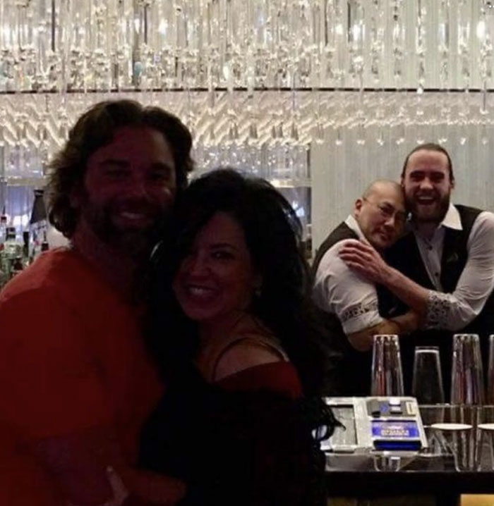 84 Photos Where Something In The Background Completely Hijacked The Moment (New Pics) 84 Photos Where Something In The Background Completely Hijacked The Moment (New Pics)