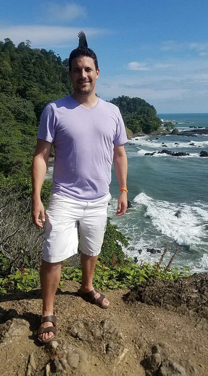 84 Photos Where Something In The Background Completely Hijacked The Moment (New Pics) 84 Photos Where Something In The Background Completely Hijacked The Moment (New Pics)