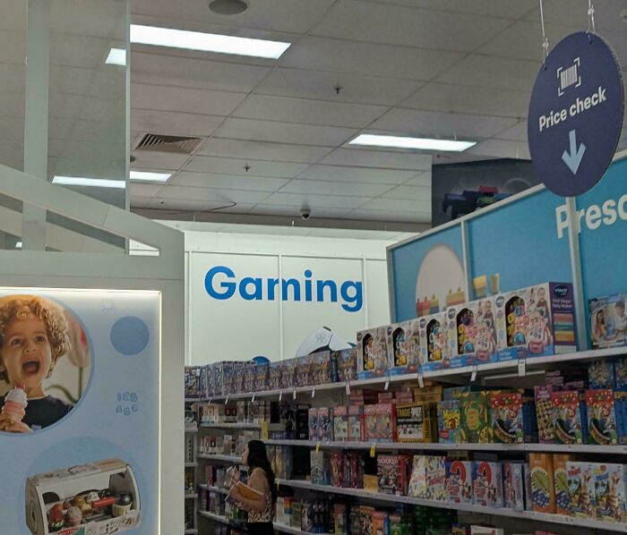66 Typography Fails That Show Why Good Letter Spacing Is More Important Than You Think