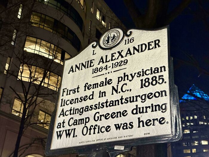 66 Typography Fails That Show Why Good Letter Spacing Is More Important Than You Think