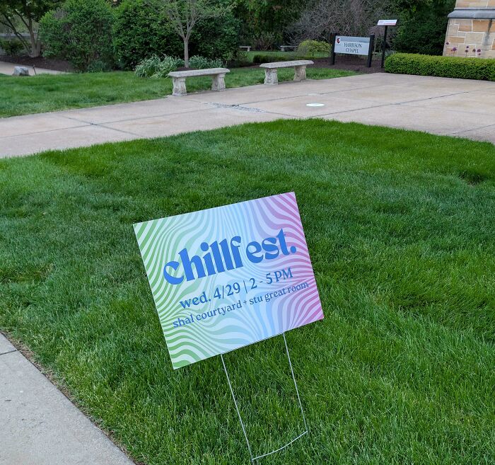 66 Typography Fails That Show Why Good Letter Spacing Is More Important Than You Think