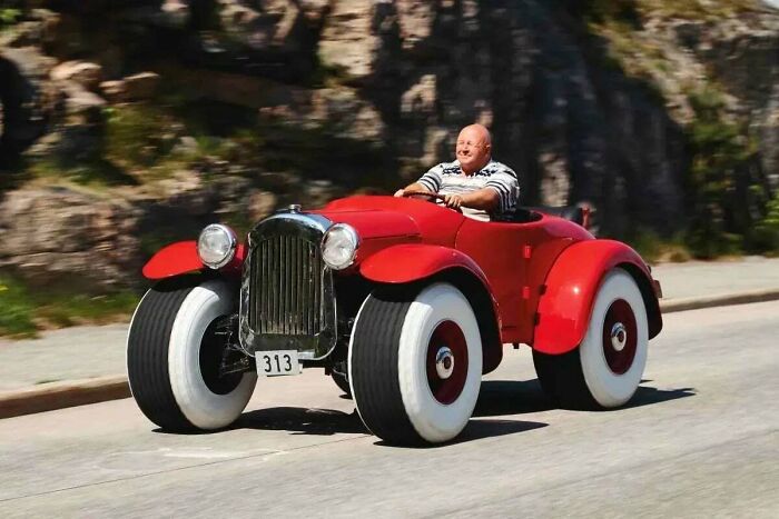 86 Weird And Wonderful Vehicles That Look Like They Rolled Out Of Another Universe