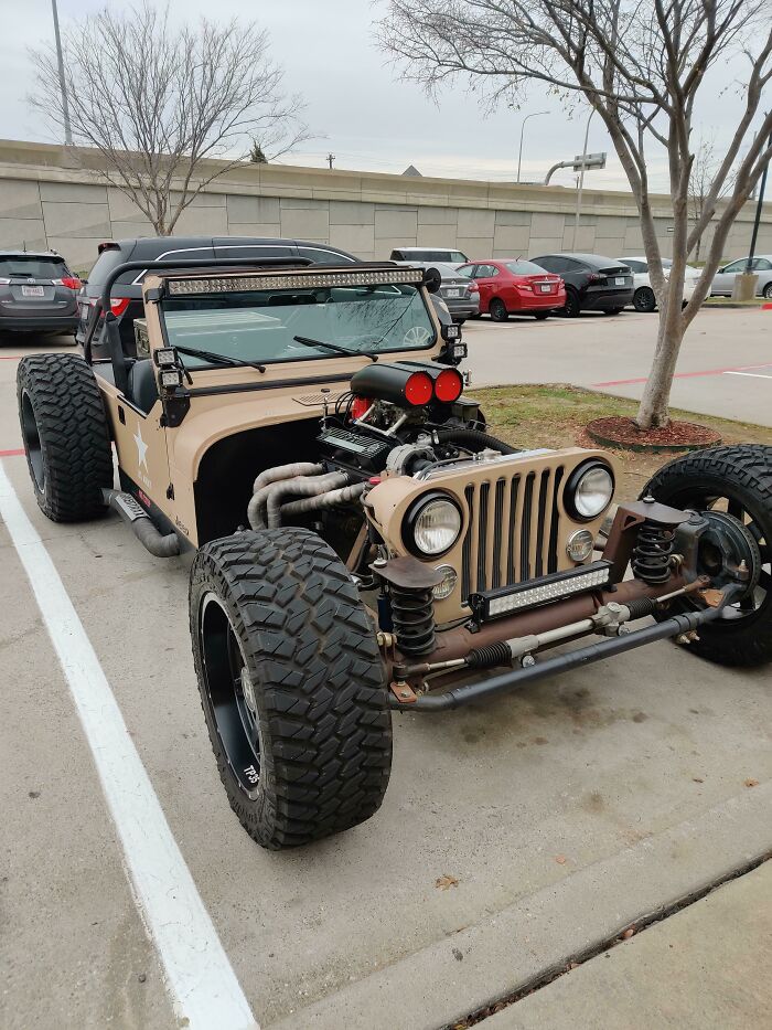 86 Weird And Wonderful Vehicles That Look Like They Rolled Out Of Another Universe
