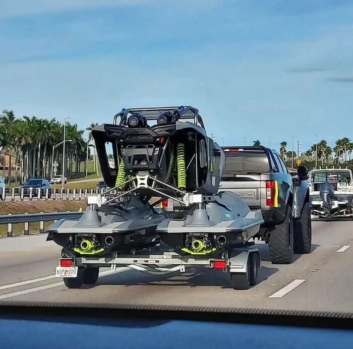 86 Weird And Wonderful Vehicles That Look Like They Rolled Out Of Another Universe