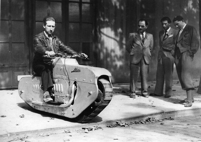 86 Weird And Wonderful Vehicles That Look Like They Rolled Out Of Another Universe