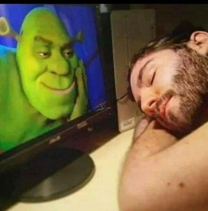 76 Out-Of-Context Pics That Somehow Get Funnier The Less You Know