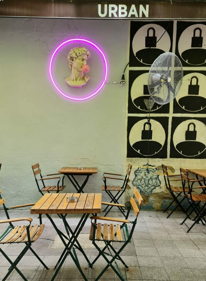 This Creative Art Collective Brings Pop Culture Characters To Life On City Streets (22 Pics)
