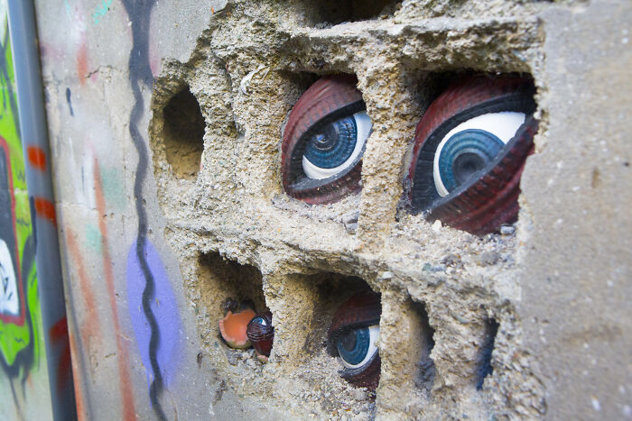 This Creative Art Collective Brings Pop Culture Characters To Life On City Streets (22 Pics)