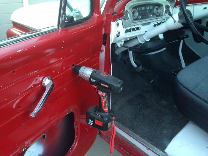 70 Redneck Fixes That Are So Dumb They Accidentally Became Genius
