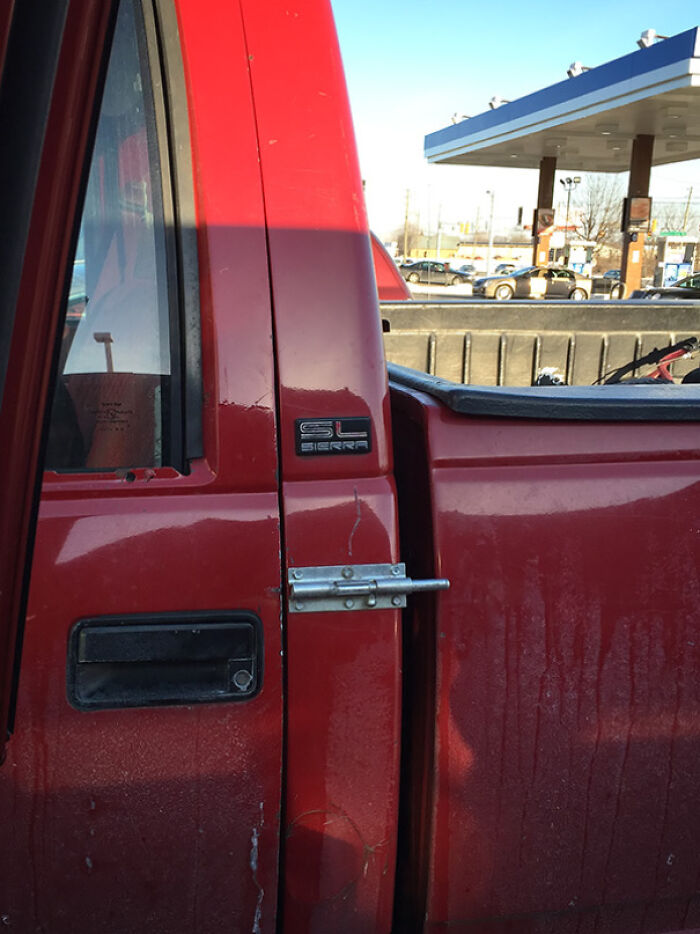 70 Redneck Fixes That Are So Dumb They Accidentally Became Genius
