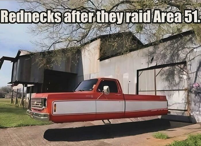 80 Hilarious But Not-So-Relatable Memes That Prove Rednecks Are Really Something Else