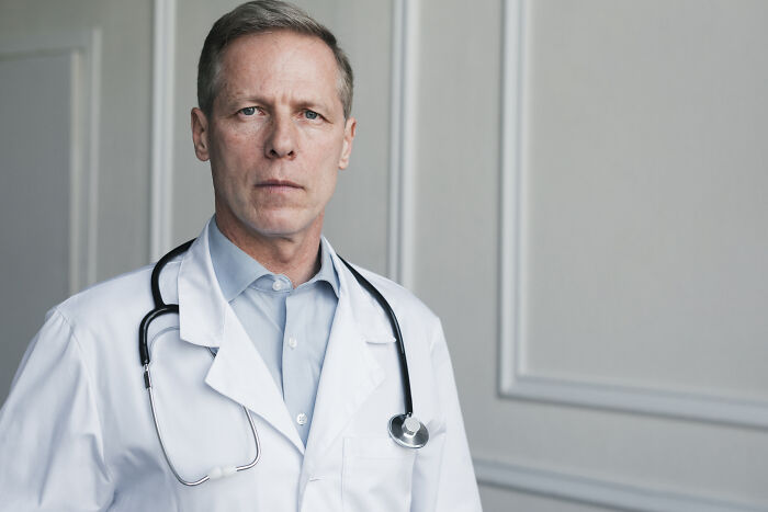 52 Doctors Who Somehow Made Being Sick Even Worse With The Things They Said