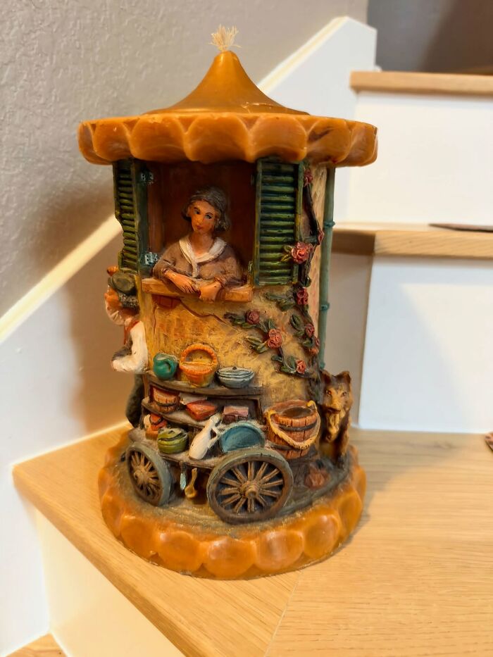 83 Weird And Wonderful Thrift Finds That Prove You Never Know What Might Be Waiting On The Next Shelf