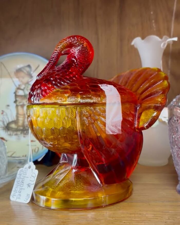 83 Weird And Wonderful Thrift Finds That Prove You Never Know What Might Be Waiting On The Next Shelf