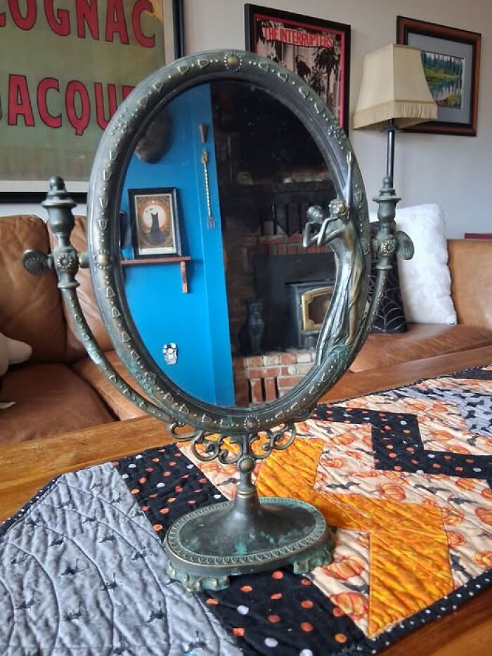 83 Weird And Wonderful Thrift Finds That Prove You Never Know What Might Be Waiting On The Next Shelf