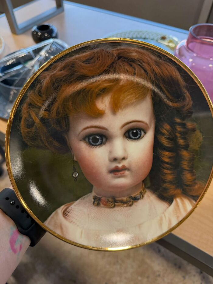 83 Weird And Wonderful Thrift Finds That Prove You Never Know What Might Be Waiting On The Next Shelf