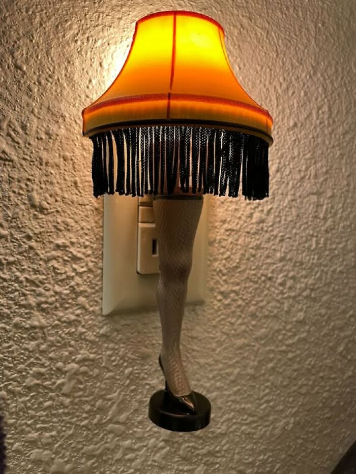 83 Weird And Wonderful Thrift Finds That Prove You Never Know What Might Be Waiting On The Next Shelf