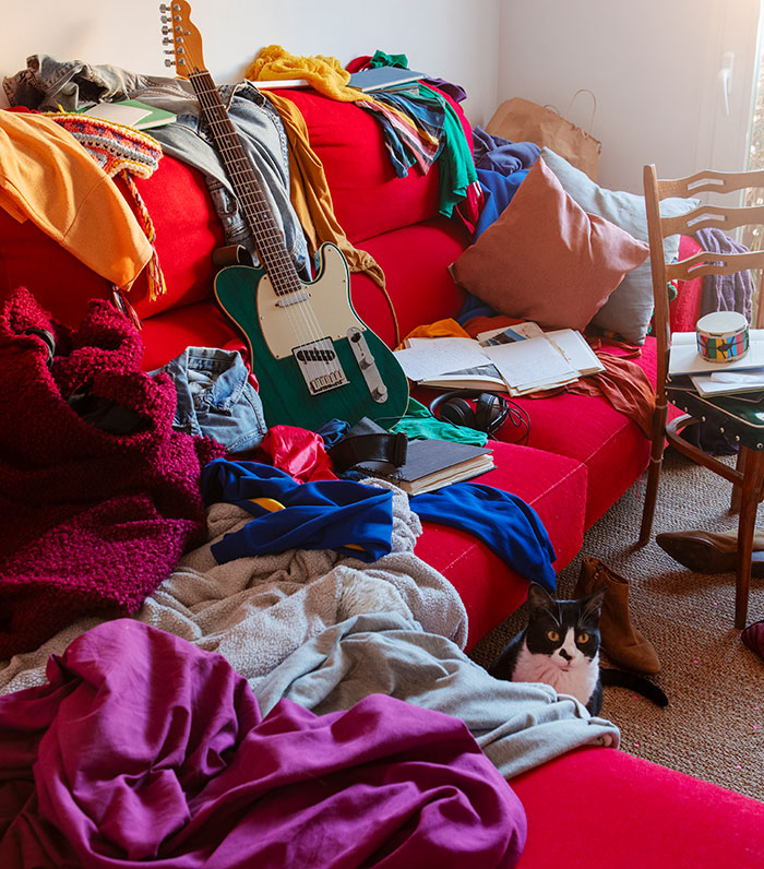 42 Things People Spotted In Someone&rsquo;s Home And Immediately Knew It Was Time To Go
