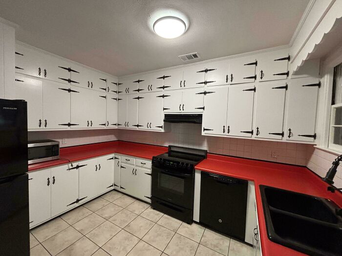 77 Interior Design Decisions That Looked Good In Someone’s Head But Not Quite In Real Life 77 Interior Design Decisions That Looked Good In Someone’s Head But Not Quite In Real Life