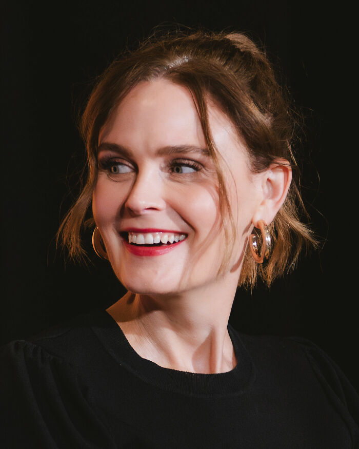 Emily Deschanel: Bio And Career Highlights Emily Deschanel: Bio And Career Highlights