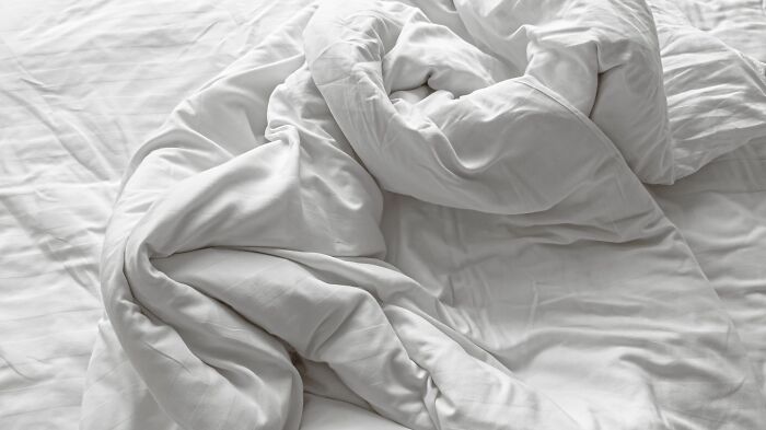 48 Airbnb Stories That Might Make You Very Glad You’re Not The Host 48 Airbnb Stories That Might Make You Very Glad You’re Not The Host