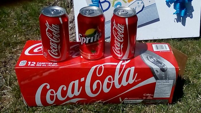 90 Strange Photos That Might Convince You Somebody Forgot To Install Reality&rsquo;s Latest Software Update