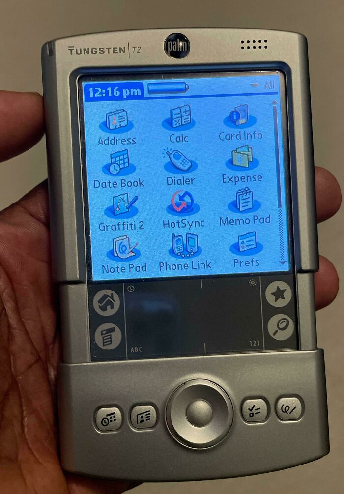 72 Retro Gadgets That Make It Seem Like Yesterday’s Technology Was Absolute Art 72 Retro Gadgets That Make It Seem Like Yesterday’s Technology Was Absolute Art