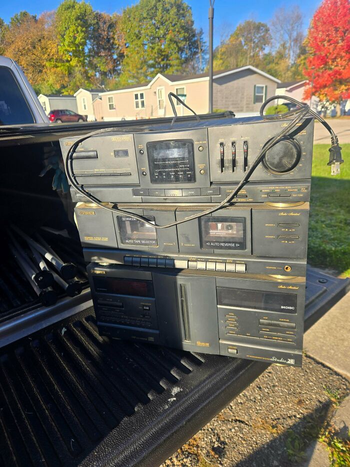 72 Retro Gadgets That Make It Seem Like Yesterday’s Technology Was Absolute Art 72 Retro Gadgets That Make It Seem Like Yesterday’s Technology Was Absolute Art